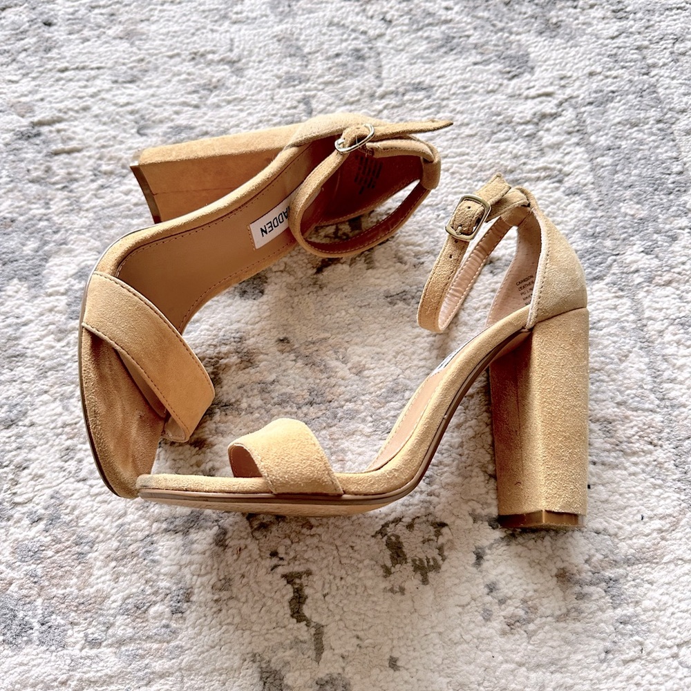 Steve Madden Carrson Suede Nude Heels